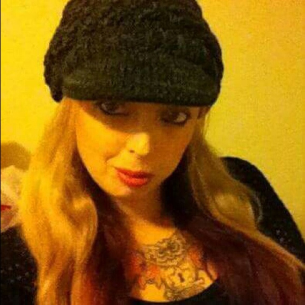 Meet your Posher, Dana